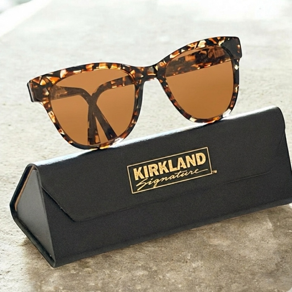 Kirkland Signature Wookie PET FRAME Sunglasses + Case